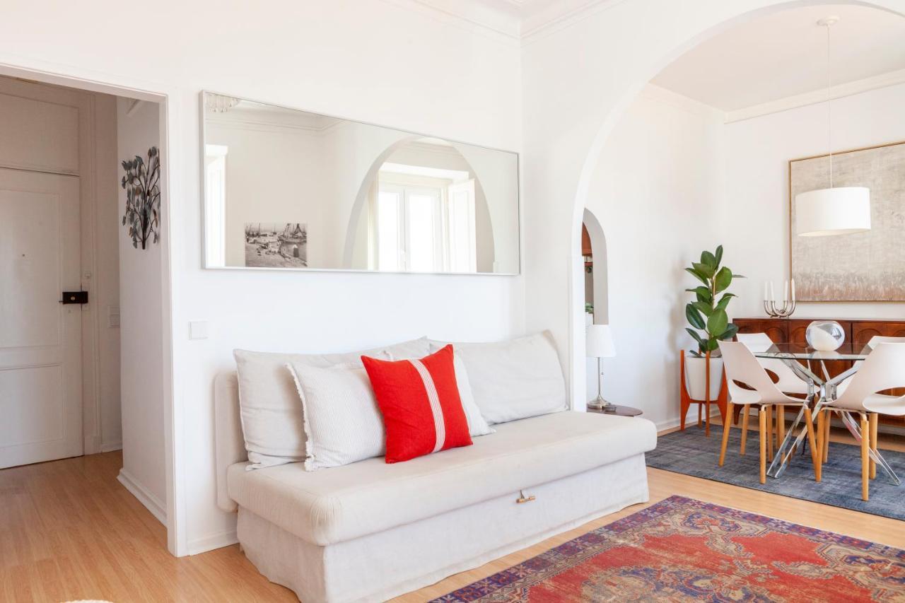 Alfama Amazing Scenic River And View Charming With 2 Bedrooms And Ac 19th Century Building Apartment