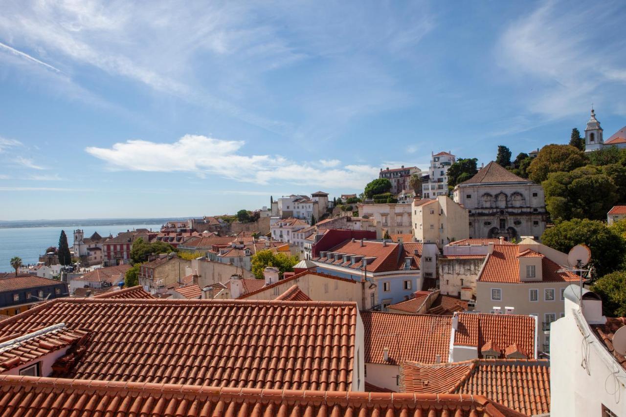 Alfama Amazing Scenic River And View Charming With 2 Bedrooms And Ac 19th Century Building Apartment *